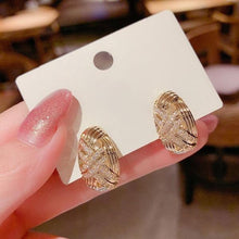 Load image into Gallery viewer, 925 Silver Korean Metal C-Shaped Earrings