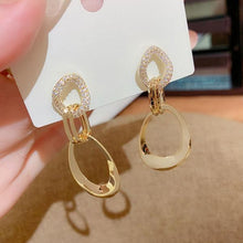 Load image into Gallery viewer, 925 Silver Round Face and Thin Earrings