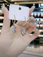 Load image into Gallery viewer, Summer Tassel Leaf Earrings
