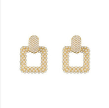 Load image into Gallery viewer, Retro Square Pearl Earrings