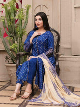 Load image into Gallery viewer, Pearla 3pc Unstitched Viscose Pearl Gold Table Printed Winter Suiting D5958
