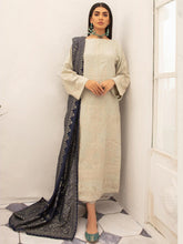 Load image into Gallery viewer, Johra Nafees Embroidered Marina Peach Winter Collection JR 626