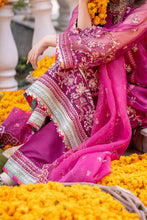 Load image into Gallery viewer, Qalamkar Shadmani Phir Se 4pc Unstitched (Gul e laal FW-4) Suiting