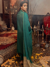 Load image into Gallery viewer, Husn-e-Gul - 3pc Unstitched - Embroidered Jacquard Luxury Banarsi Viscose Suit (WK-00876)