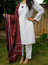 Load image into Gallery viewer, Sindhi Ajrak Shawl for Men & Women