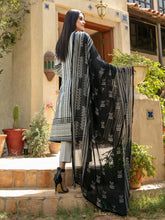 Load image into Gallery viewer, Tawakkal Sophia 3pc Unstitched Embroidered And Digital Printed Lawn Suit D6990