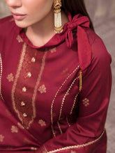 Load image into Gallery viewer, VERA BY TAWAKKAL 3pc Unstitched Dual Color Broshia Banarsi Viscose Suit D6421