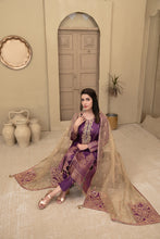 Load image into Gallery viewer, Expression Of Love (Vol-4) 3 pc Unstitched Banarsi Embroidered Lawn Suits by Tawakkal Fabrics
