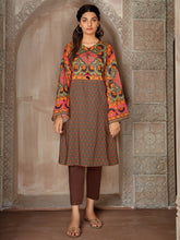 Load image into Gallery viewer, Unstitched Printed Lawn 2pc Suit (Code:U1651-2PC-SAND)
