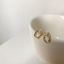 Load image into Gallery viewer, S925 Silver U-Shaped Pearl Earrings
