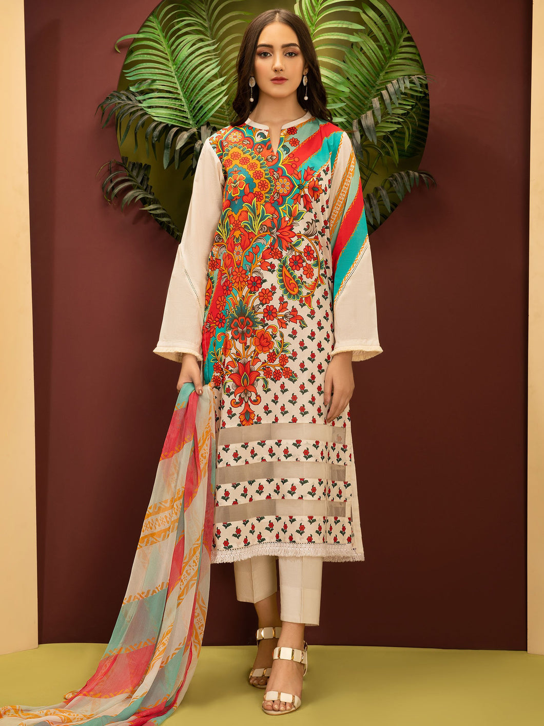Unstitched Printed 2pc Cambric Suit (Code:U1643-2PC-OWH)
