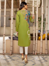 Load image into Gallery viewer, Unstitched Printed Lawn 1 Piece Shirt (Code:U1552-1PC-GREEN)
