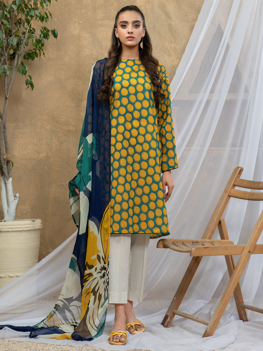 Unstitched Printed Lawn 2pc Suit (Code:U1501-2PC-YELLOW)