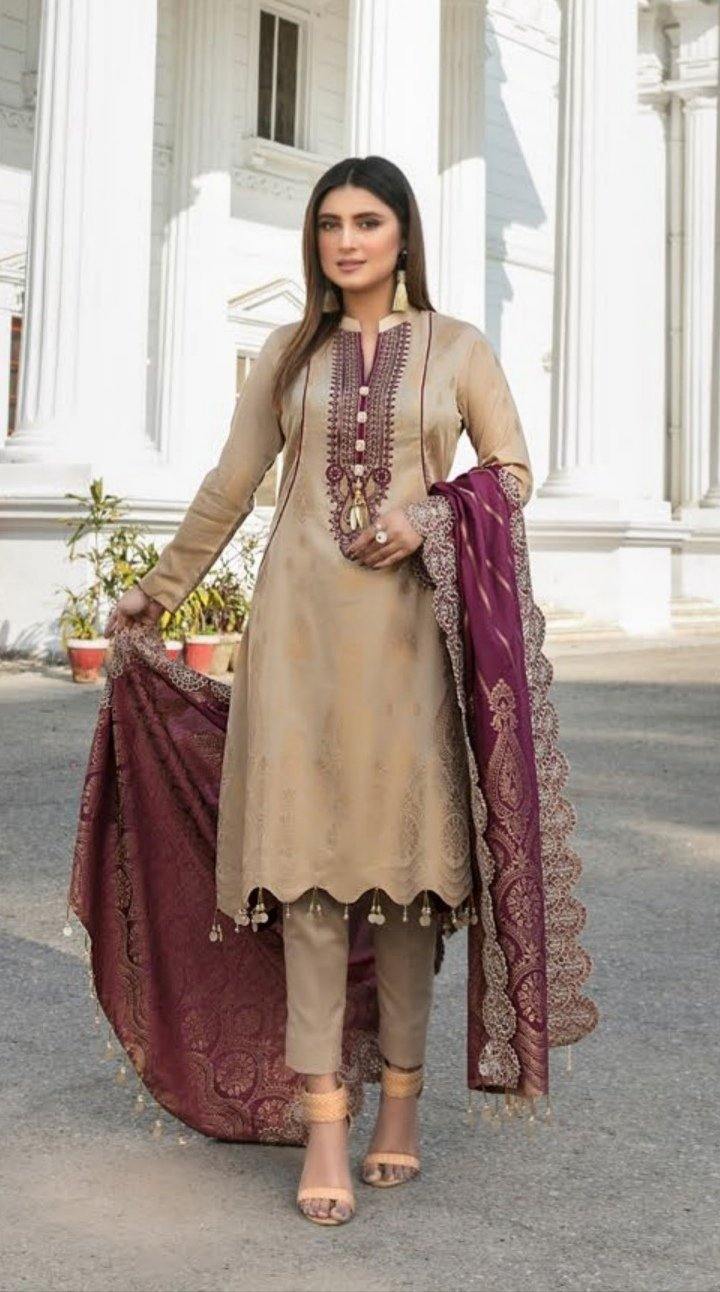 3 pc Unstitched Heavy Embroidered Banarsi Jacquard Lawn Suits by Tawakkal Fabrics