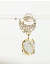 Load image into Gallery viewer, Korean Temperament Opal Earrings
