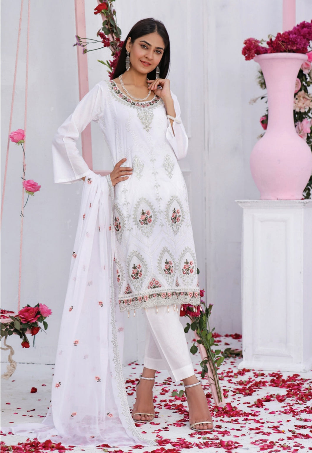 Bin Hameed 3 pc Unstitched Heavy Embroidered Fancy Lawn Suit