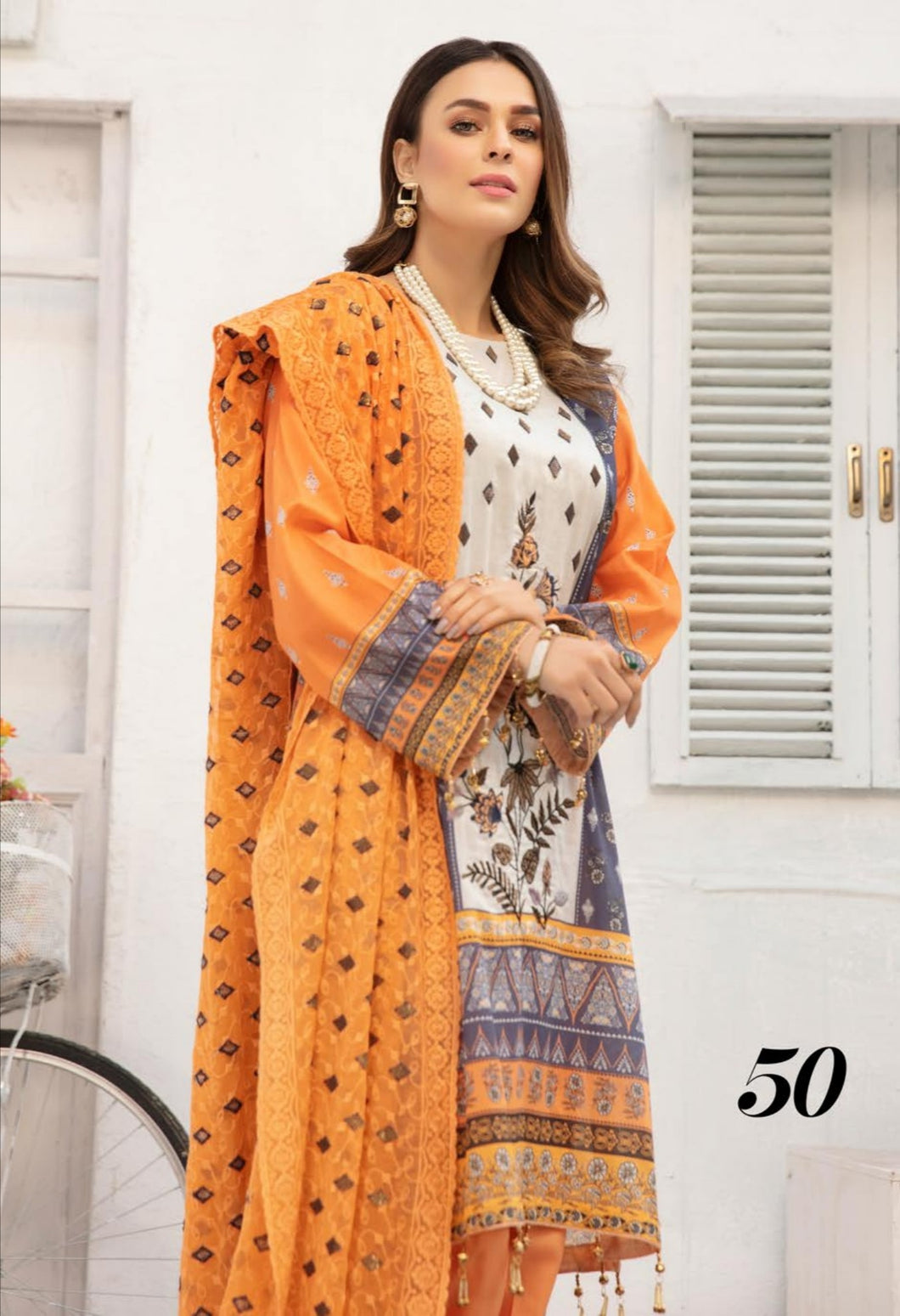 ROOP 3 pc Unstitched Embroidered Lawn Suiting