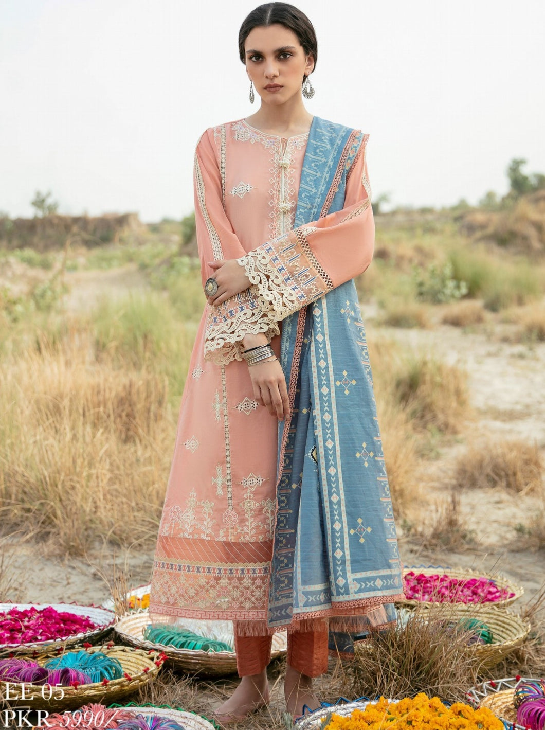 Qline 3pc Unstitched Luxury Lawn Suiting Code: EE 05