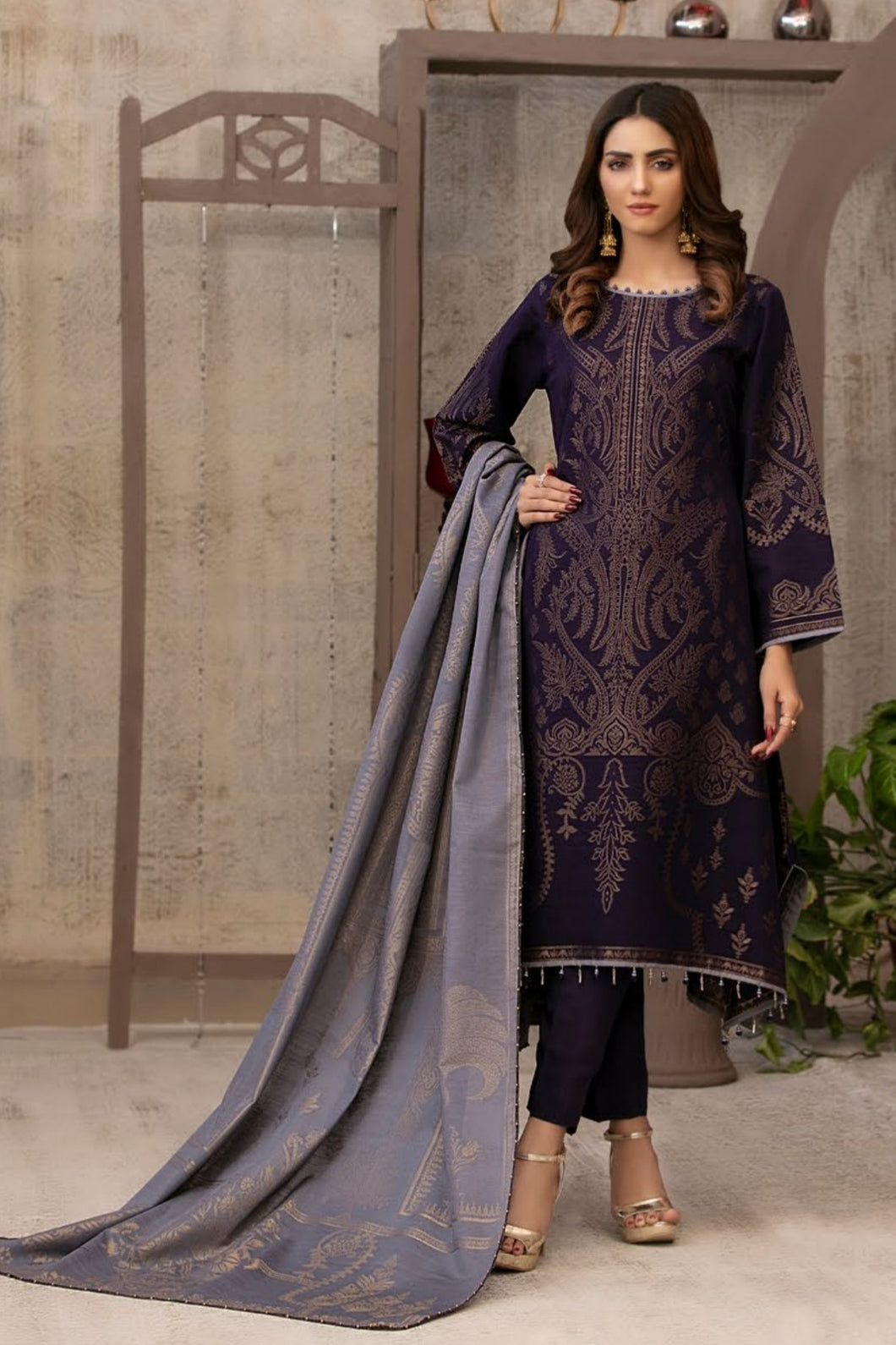 Tawakkal Fabrics - 3pc Unstitched Khaddar Banarsi Suit