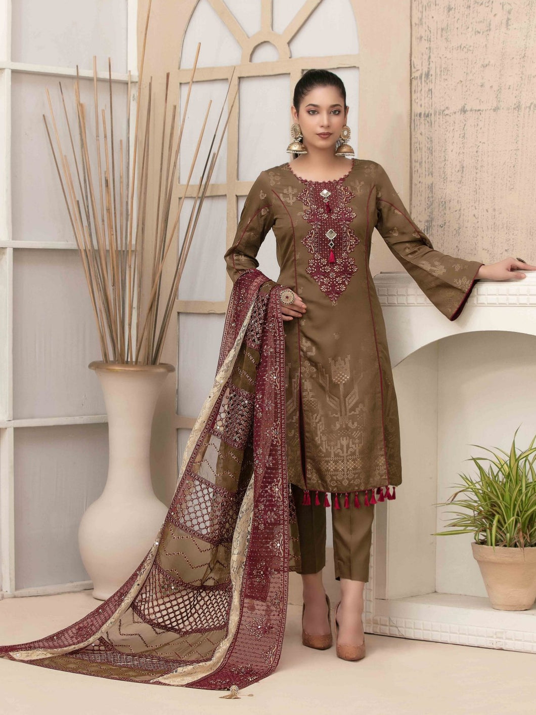 Mariana 3pc Unstitched Embroidered Banarsi Viscose Suiting D1994