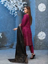 Load image into Gallery viewer, HERITAGE 3pc Unstitched Broshia Banarsi Khaddar Suiting D6156
